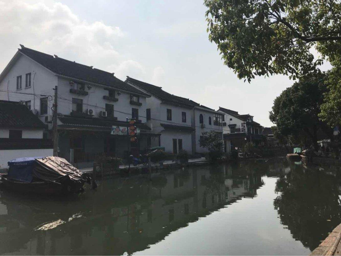 韩国财阀夫人李美兰：住地下室，被丈夫和儿女殴打，56岁跳江自尽